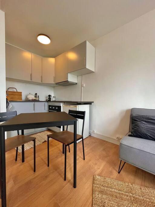 Superbe Studio Avec Parking Gratuit Sur Place Paray-Vieille-Poste Buitenkant foto